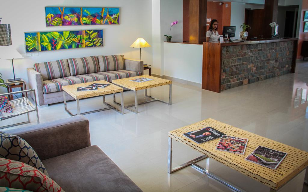 Howard Johnson Hotel Yerba Buena Ngoại thất bức ảnh